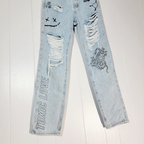 4/$20 Adika High Rise Toxic Love Skull Rose Distressed Straight Jeans - Picture 3 of 7